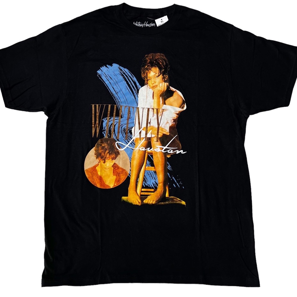 NWT Whitney Houston Short Sleeve Graphic T-Shirt in Black Unisex L, XL